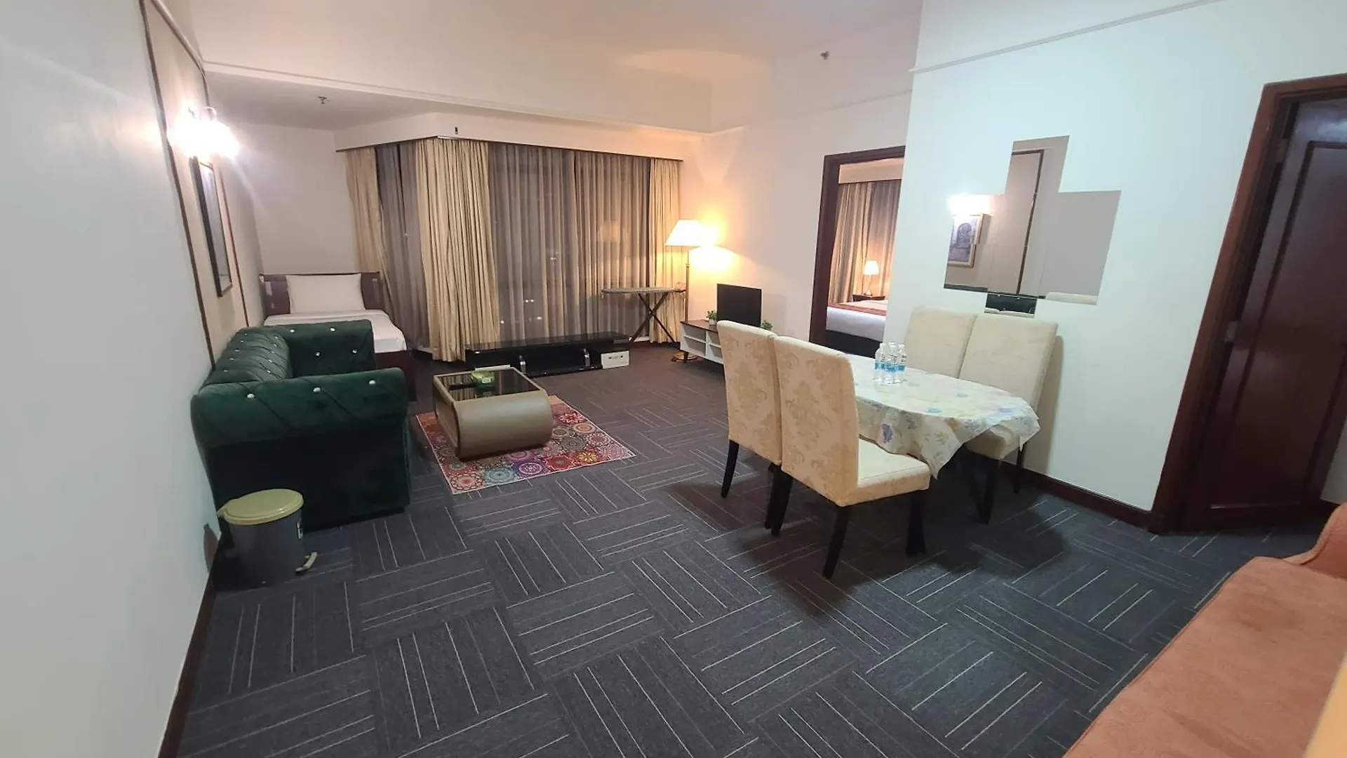 Guest house Kl Time Square Hotal Sarvice Suite Kuala Lumpur